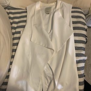 White open vest!